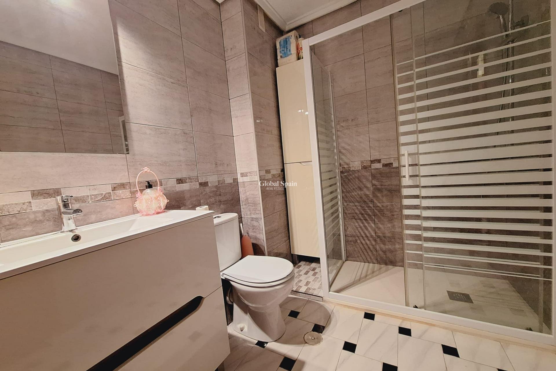 Venta - APARTAMENTO -
TORREVIEJA - Acequion