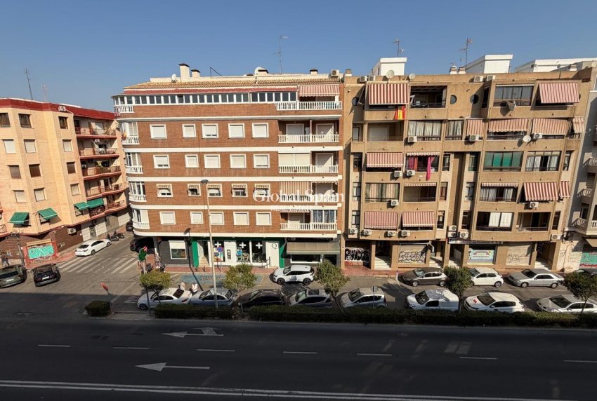Venta - APARTAMENTO -
TORREVIEJA - Acequion