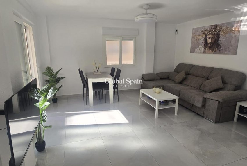 Venta - APARTAMENTO -
TORREVIEJA - Acequion
