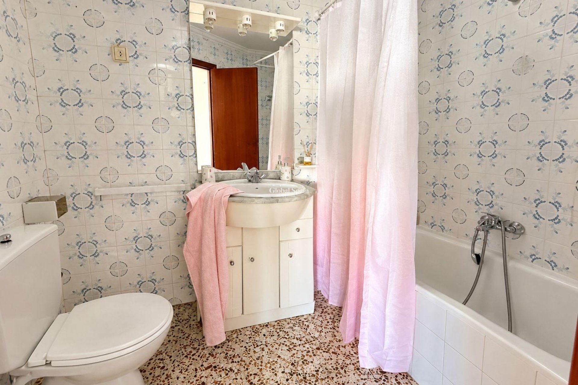 Venta - APARTAMENTO -
TORREVIEJA - Acequion