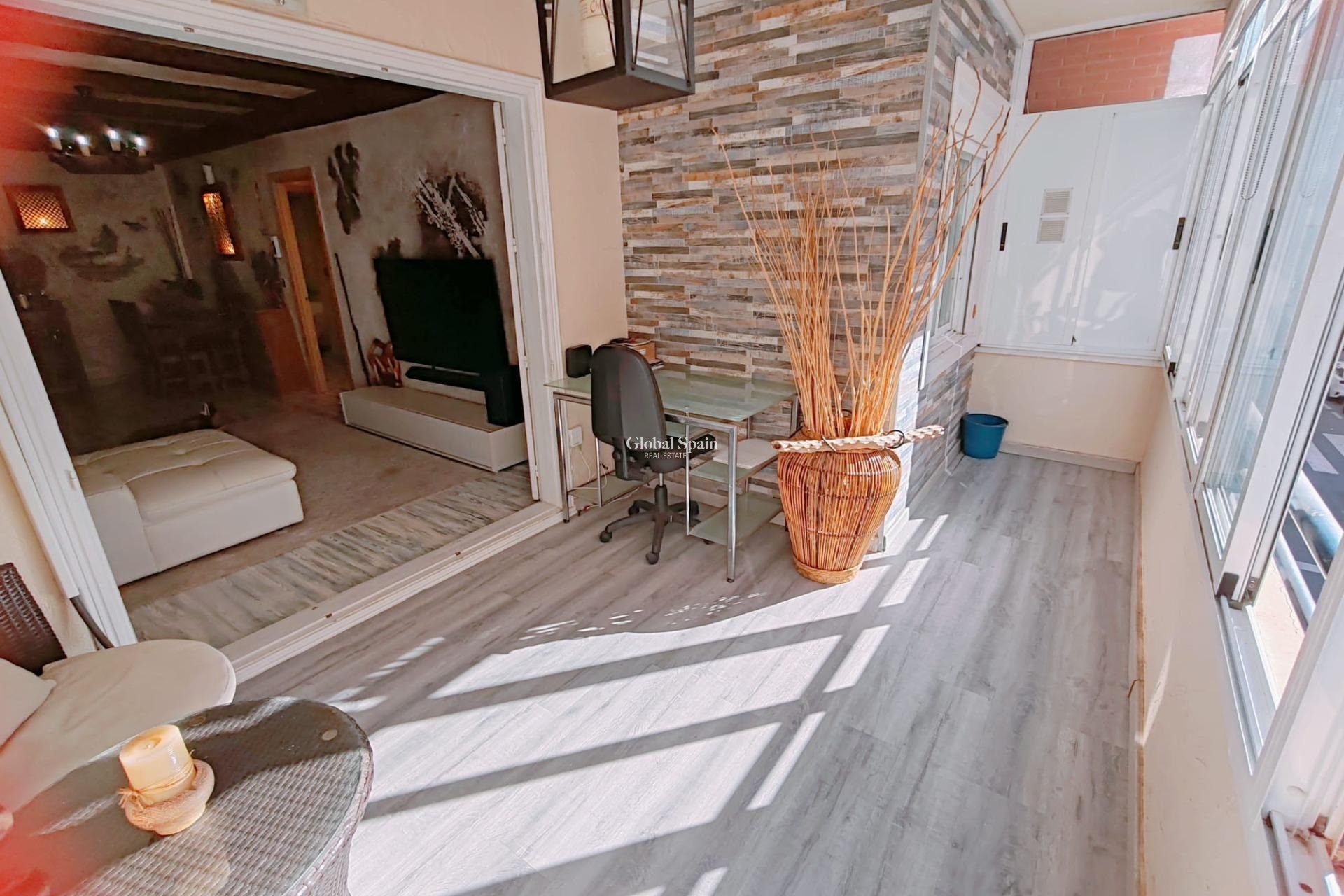 Venta - APARTAMENTO -
TORREVIEJA - Acequion