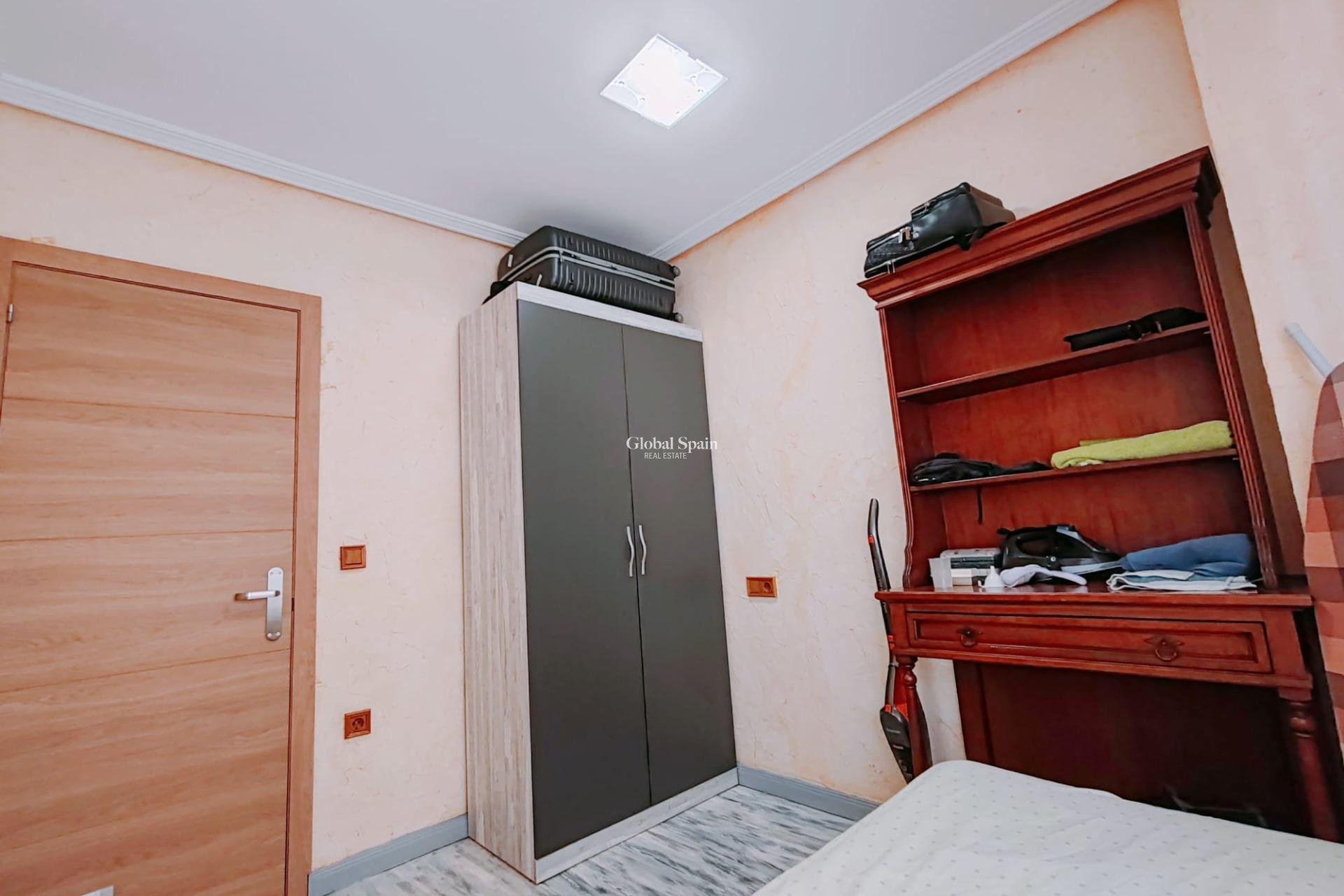 Venta - APARTAMENTO -
TORREVIEJA - Acequion