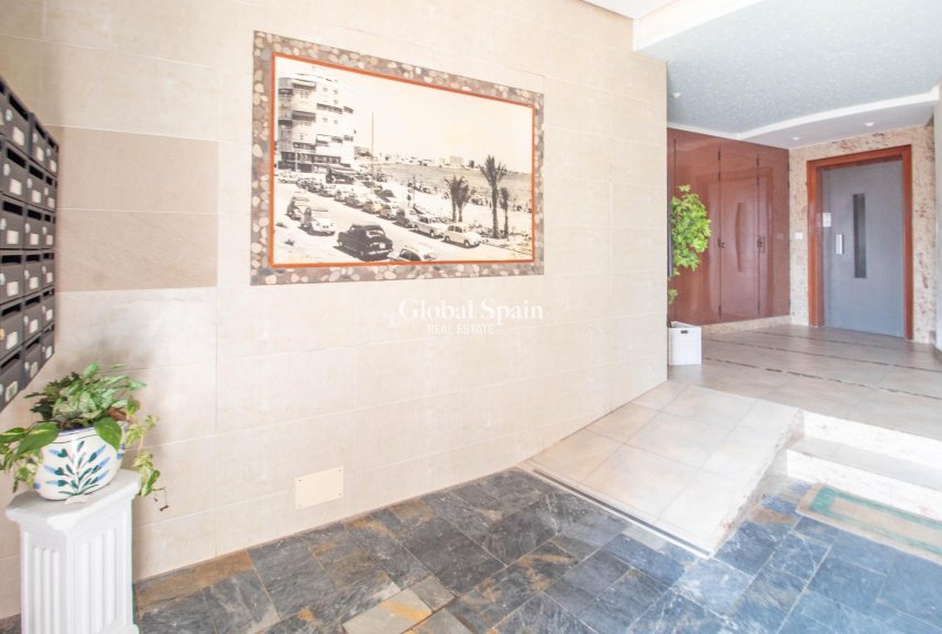 Venta - Apartamento -
TORREVIEJA - Acequion