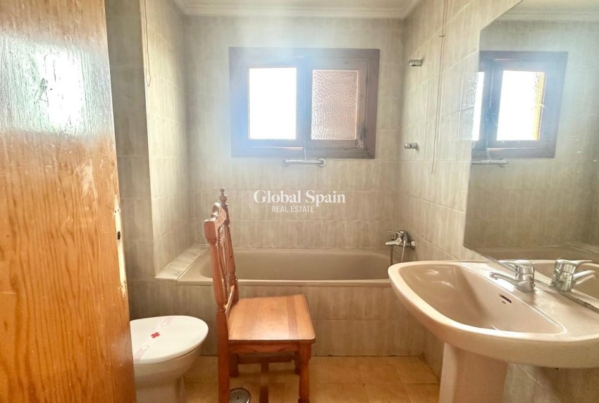 Venta - APARTAMENTO -
TORREVIEJA - Aguas Nuevas