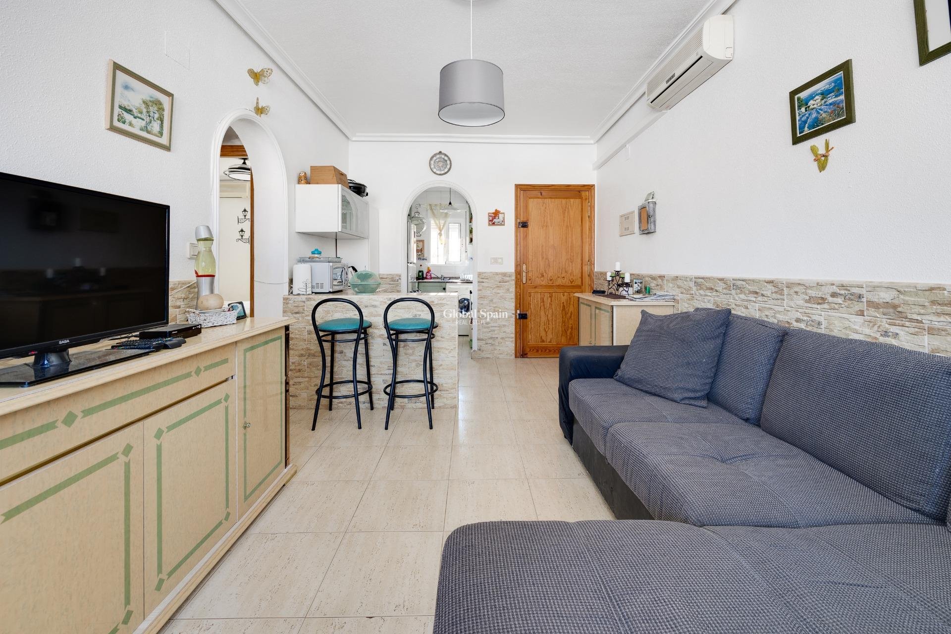 Venta - APARTAMENTO -
TORREVIEJA - Aguas Nuevas