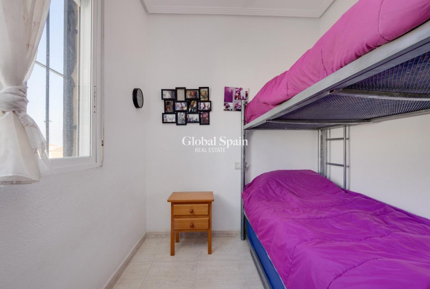 Venta - APARTAMENTO -
TORREVIEJA - Aguas Nuevas