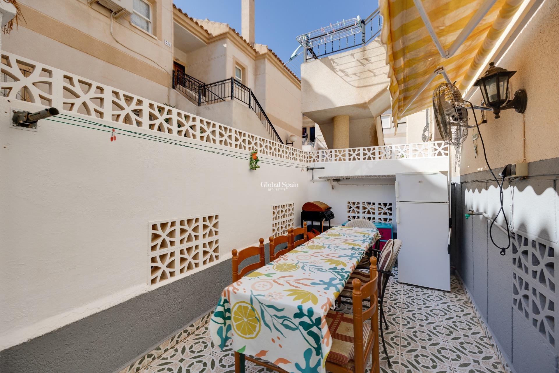 Venta - APARTAMENTO -
TORREVIEJA - Aguas Nuevas