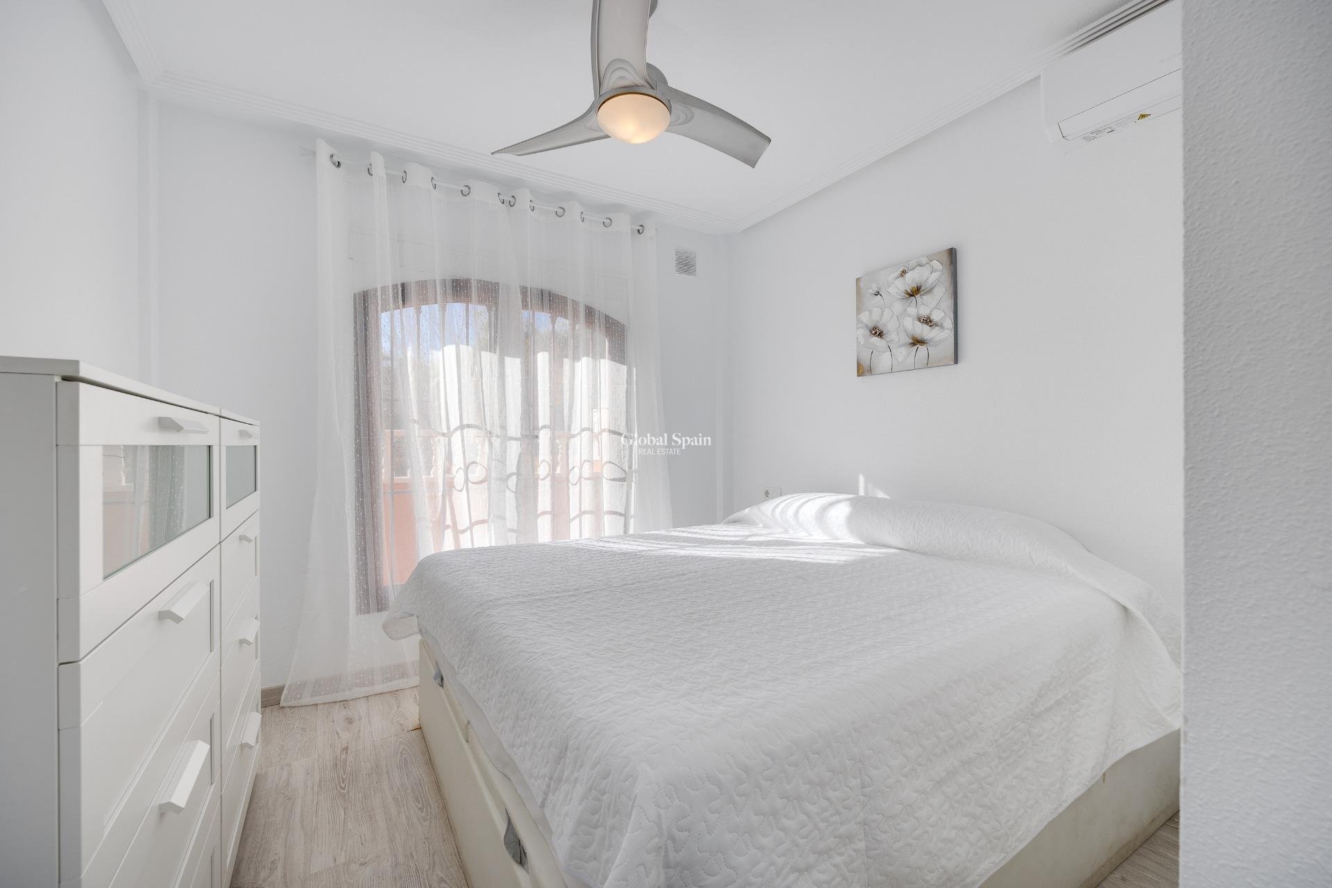 Venta - APARTAMENTO -
TORREVIEJA - Aguas Nuevas