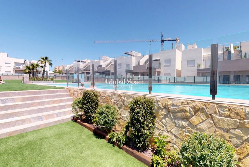 Venta - APARTAMENTO -
TORREVIEJA - Aguas Nuevas