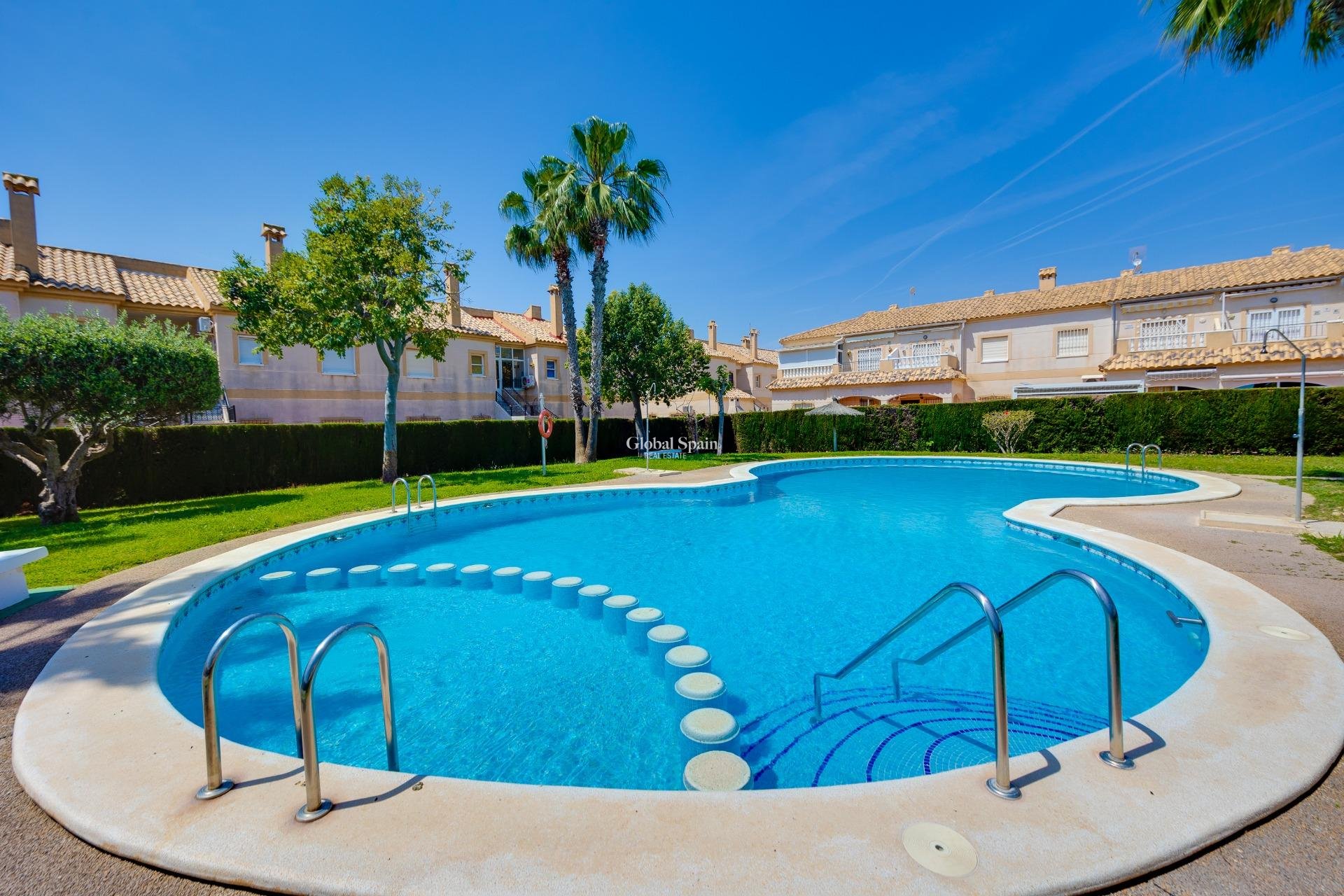 Venta - APARTAMENTO -
TORREVIEJA - Aguas Nuevas