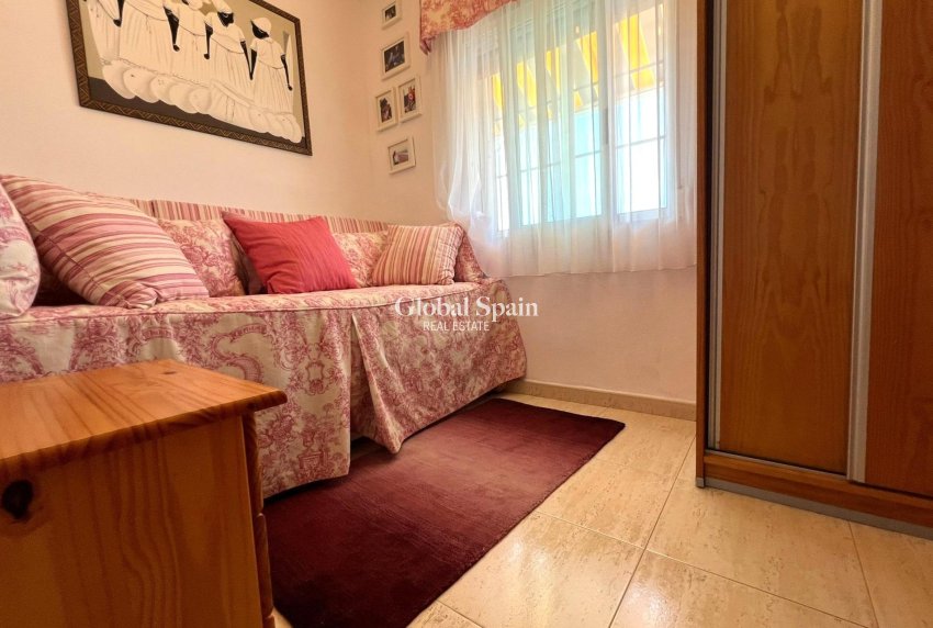 Venta - APARTAMENTO -
TORREVIEJA - Aguas Nuevas