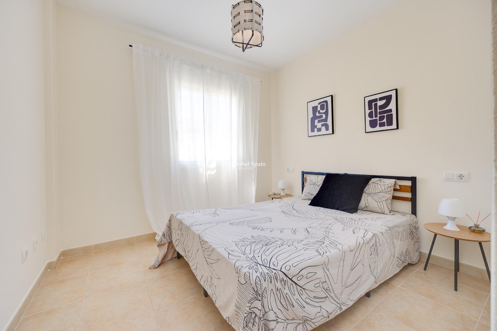 Venta - APARTAMENTO -
TORREVIEJA - Aguas Nuevas