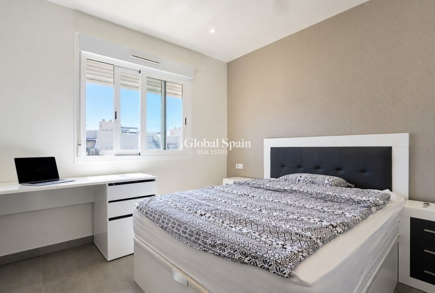 Venta - APARTAMENTO -
TORREVIEJA - Aguas Nuevas