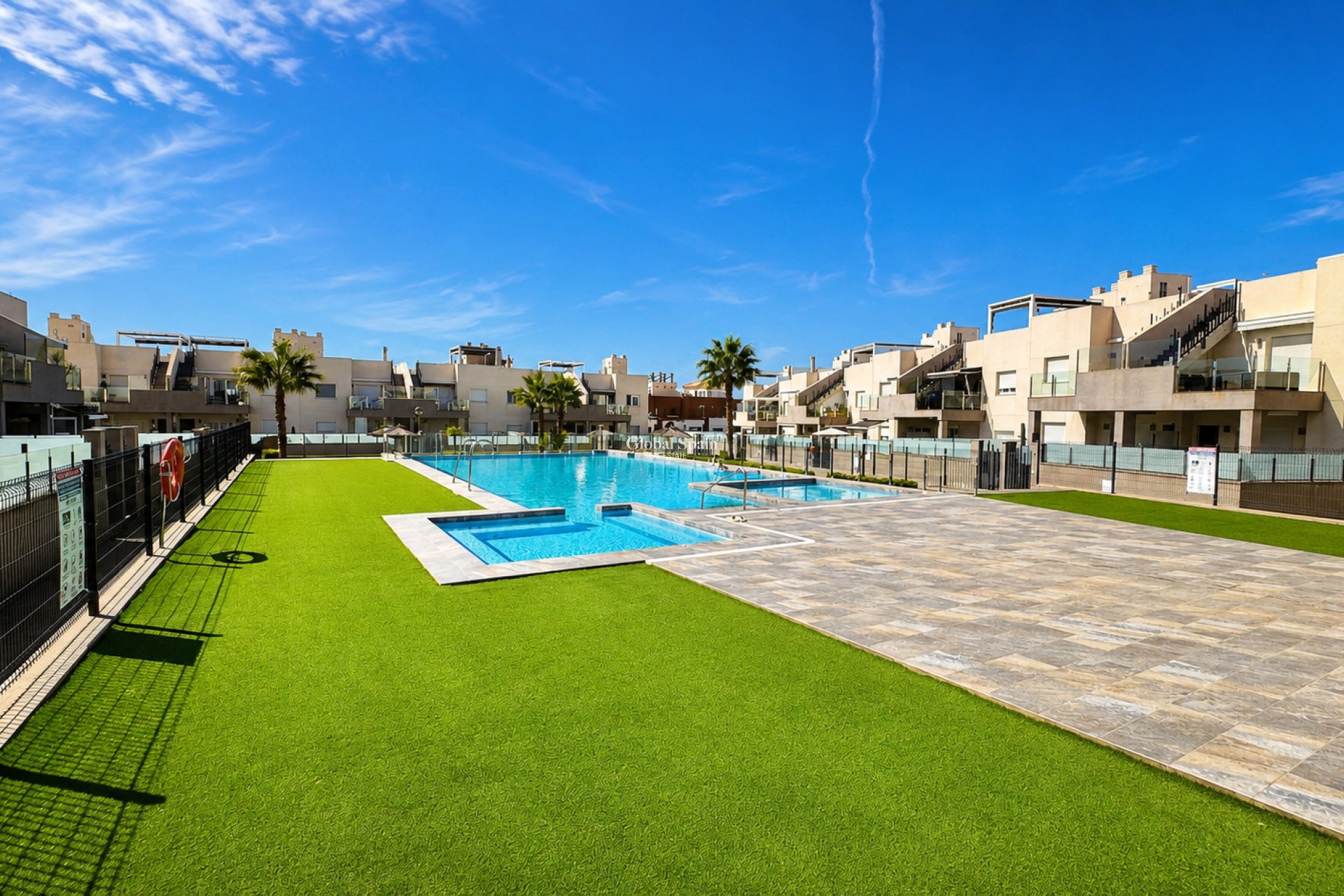 Venta - APARTAMENTO -
TORREVIEJA - Aguas Nuevas