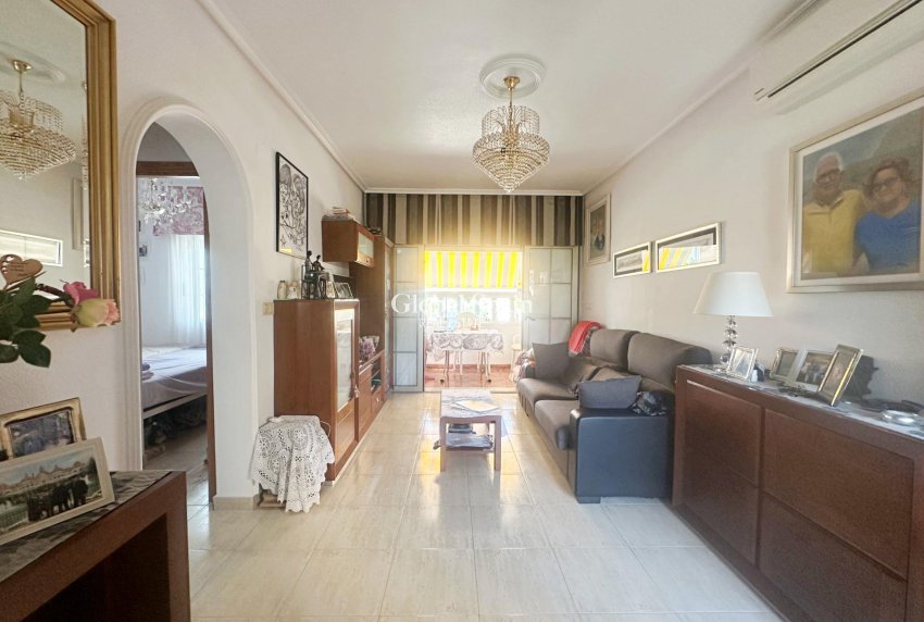 Venta - APARTAMENTO -
TORREVIEJA - Aguas Nuevas