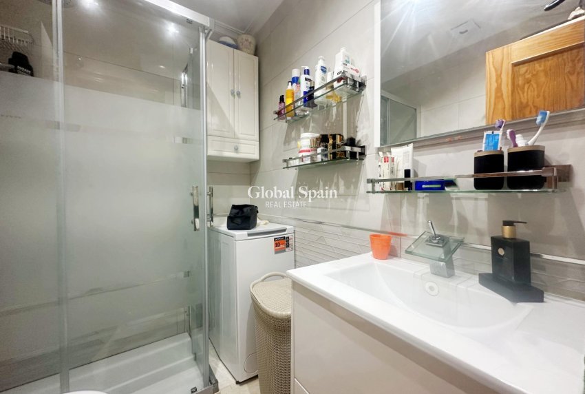 Venta - APARTAMENTO -
TORREVIEJA - Aguas Nuevas