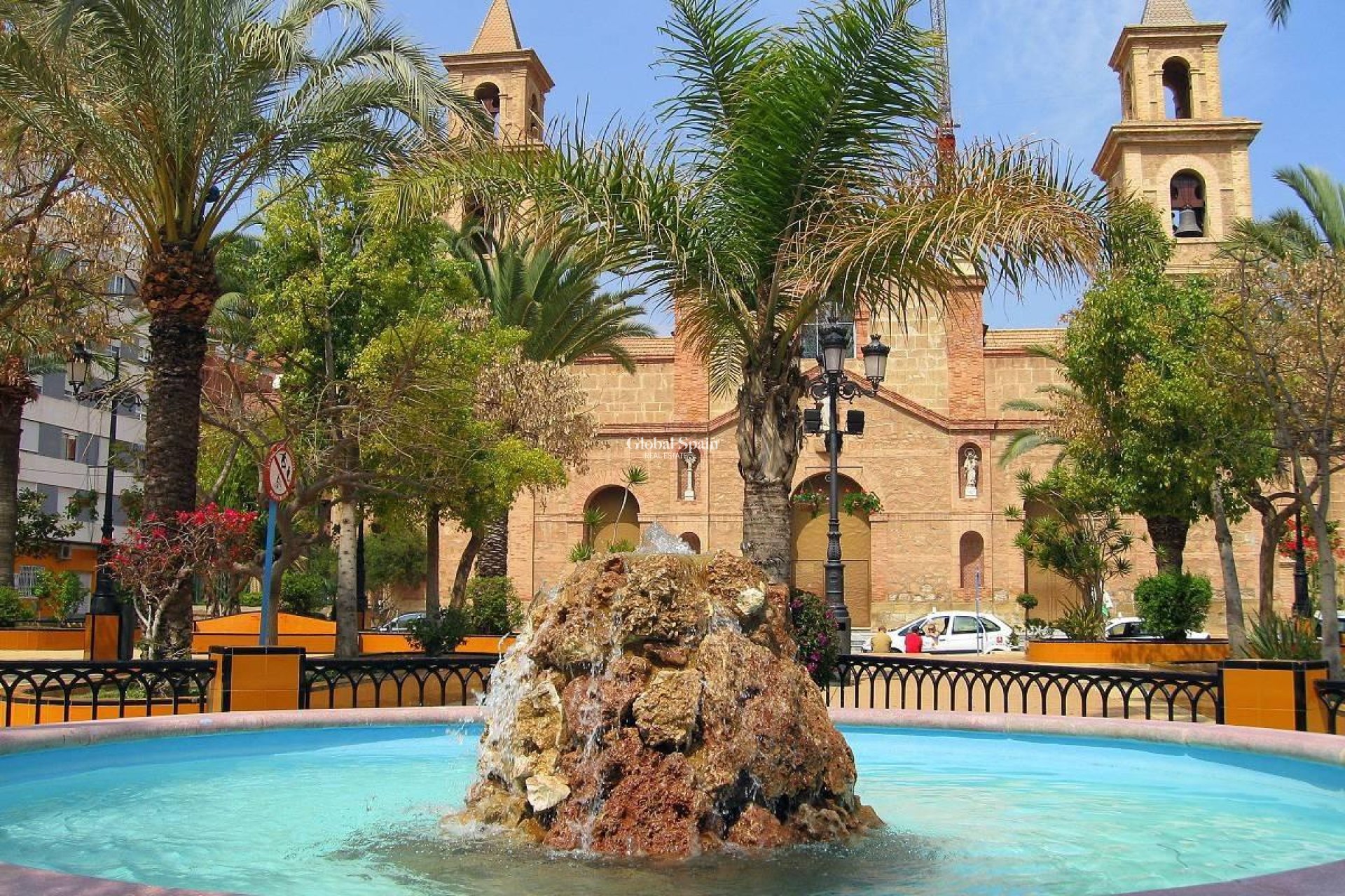Venta - APARTAMENTO -
TORREVIEJA - Aguas Nuevas