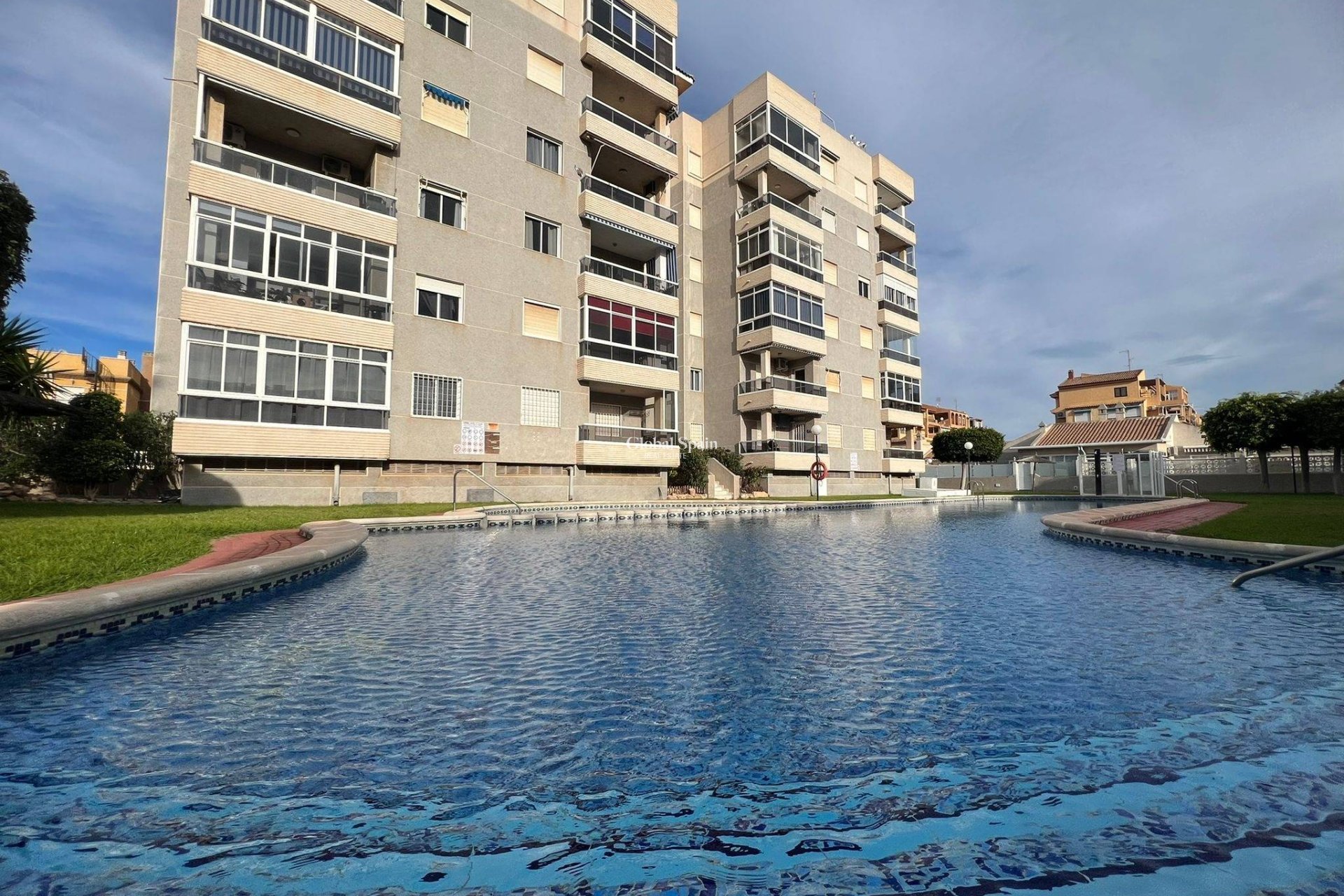 Venta - APARTAMENTO -
TORREVIEJA - Aguas Nuevas