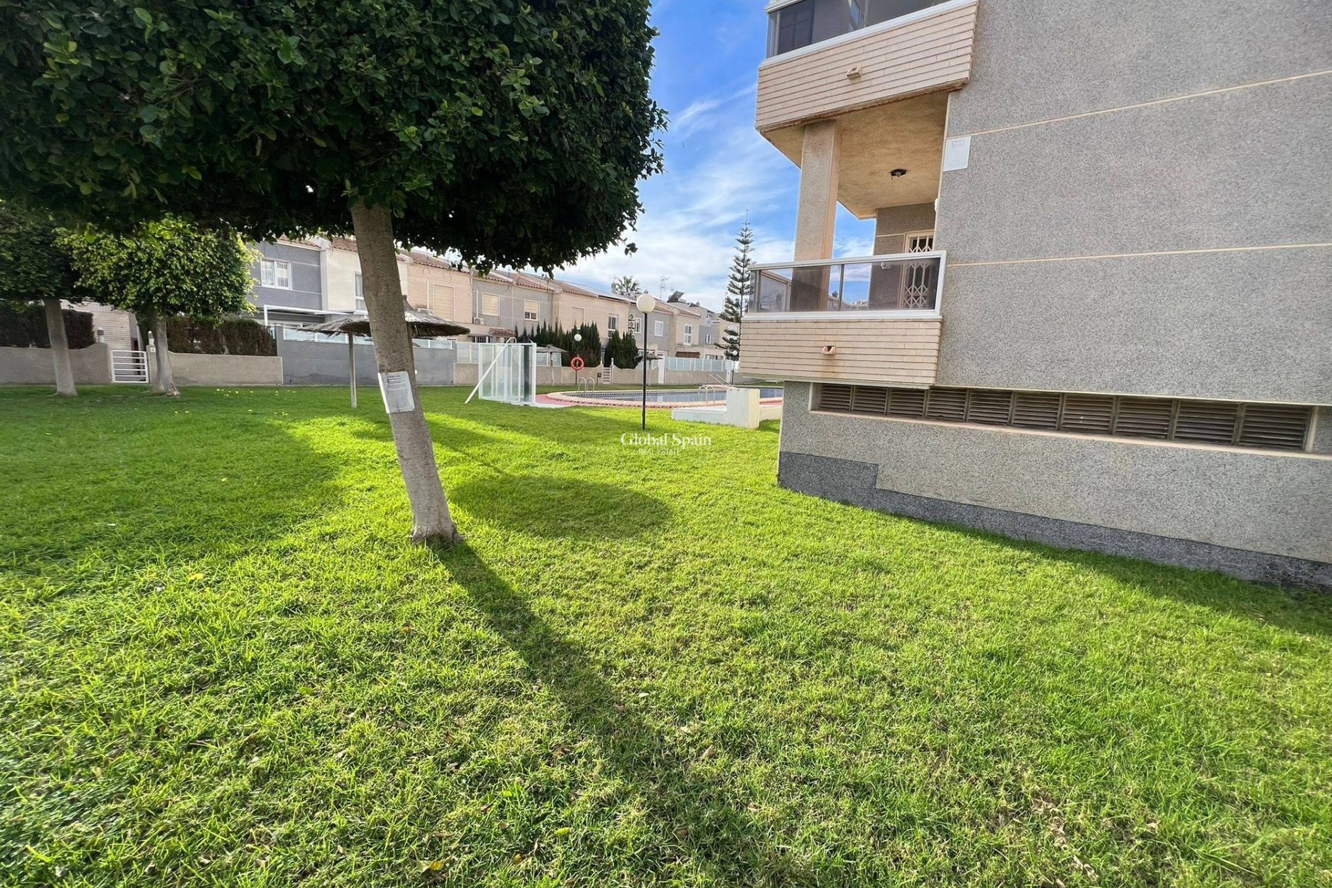 Venta - APARTAMENTO -
TORREVIEJA - Aguas Nuevas