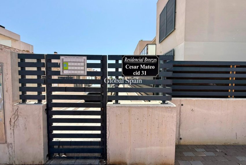 Venta - APARTAMENTO -
TORREVIEJA - Aguas Nuevas