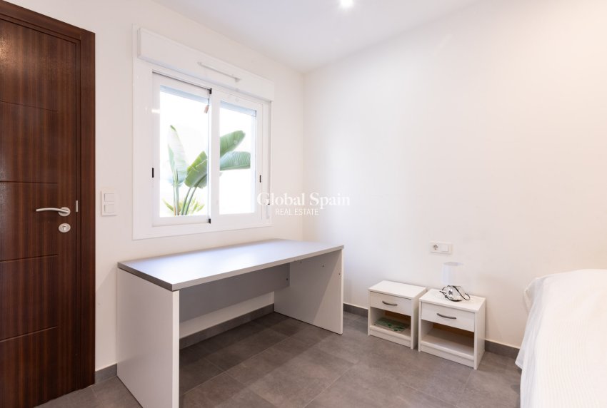 Venta - APARTAMENTO -
TORREVIEJA - Aguas Nuevas