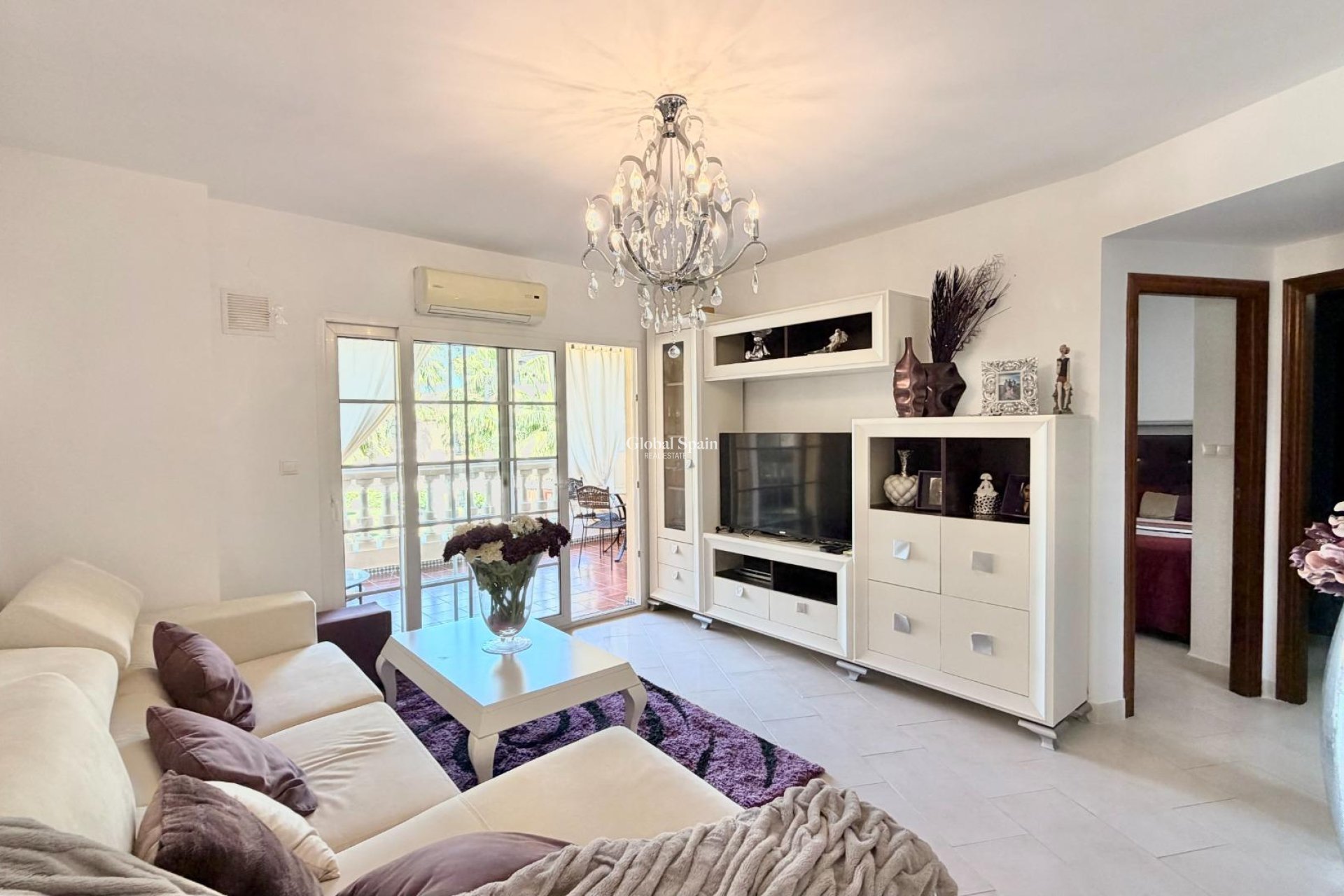 Venta - APARTAMENTO -
TORREVIEJA - Aldea del mar