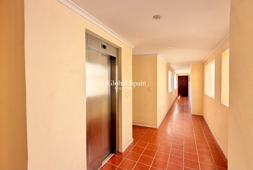 Venta - APARTAMENTO -
TORREVIEJA - Aldea del mar