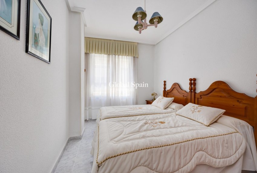 Venta - APARTAMENTO -
TORREVIEJA - Antonio Machado