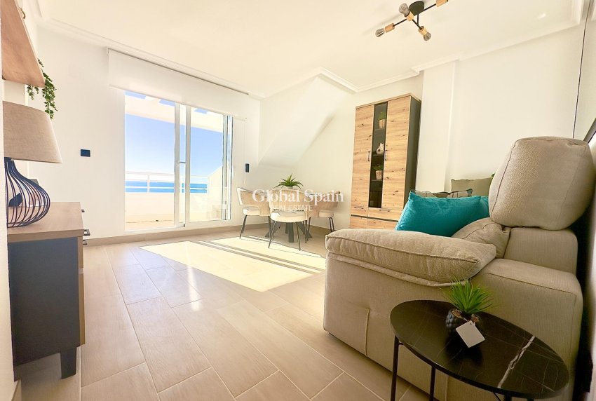 Venta - Apartamento -
TORREVIEJA - Cabo Cervera