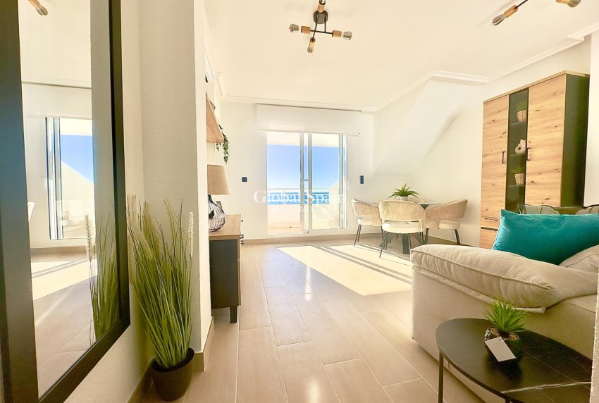 Venta - Apartamento -
TORREVIEJA - Cabo Cervera