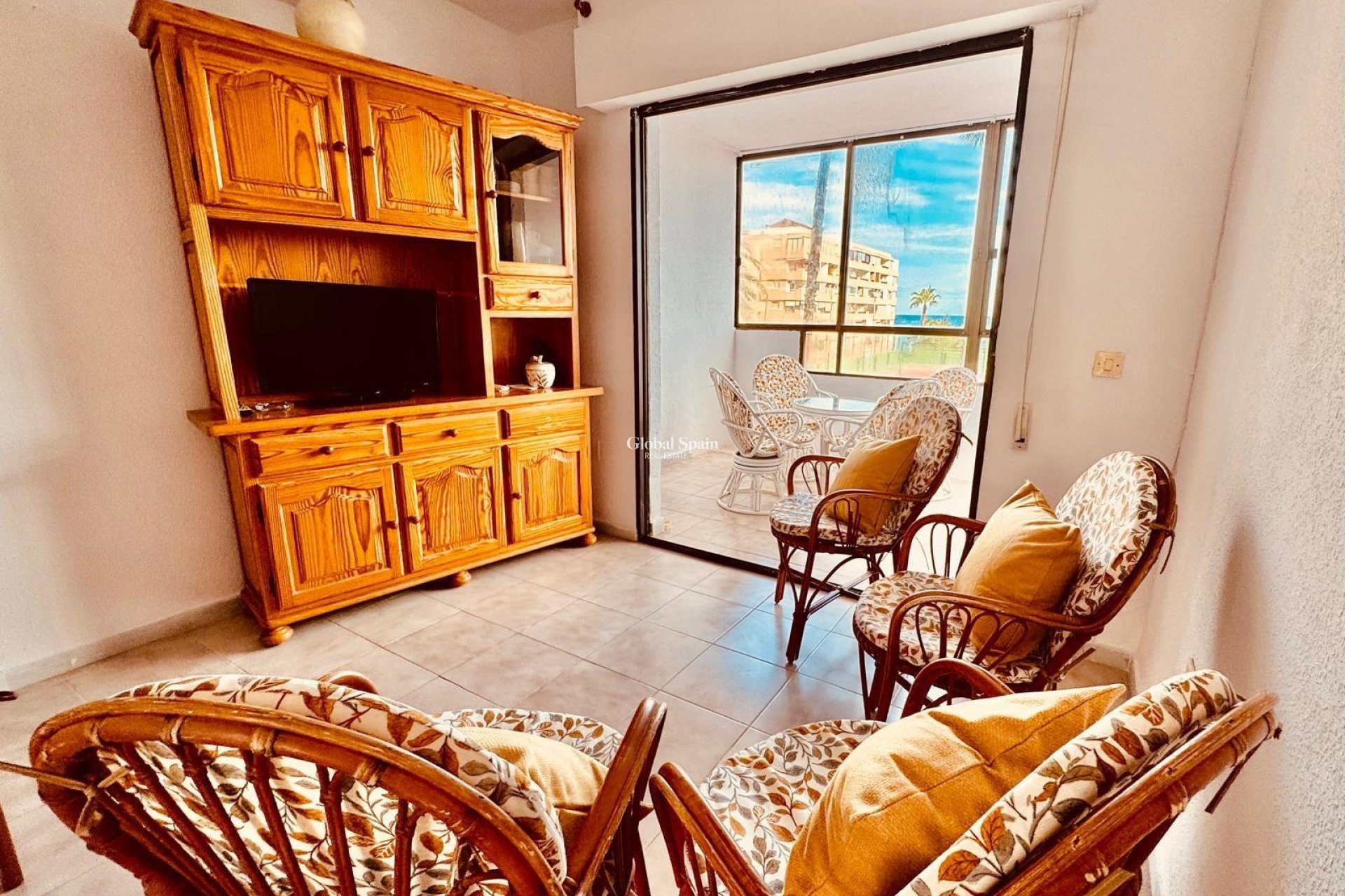 Venta - APARTAMENTO -
TORREVIEJA - Cabo Cervera