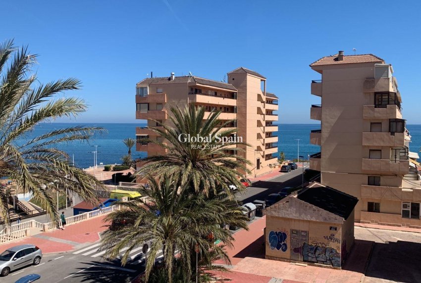 Venta - APARTAMENTO -
TORREVIEJA - Cabo Cervera