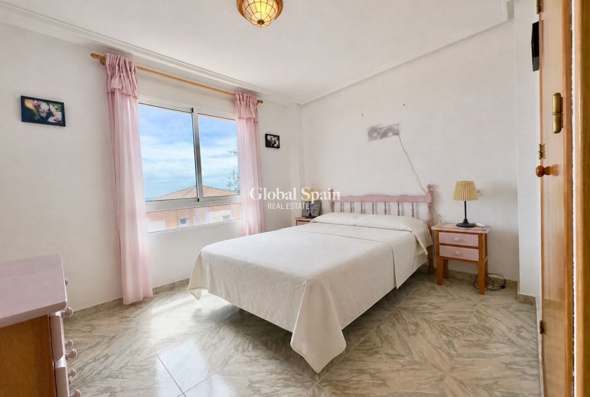 Venta - APARTAMENTO -
TORREVIEJA - Cabo Cervera