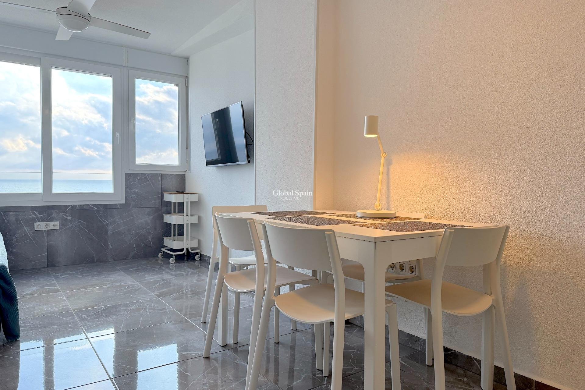 Venta - APARTAMENTO -
TORREVIEJA - Cabo Cervera