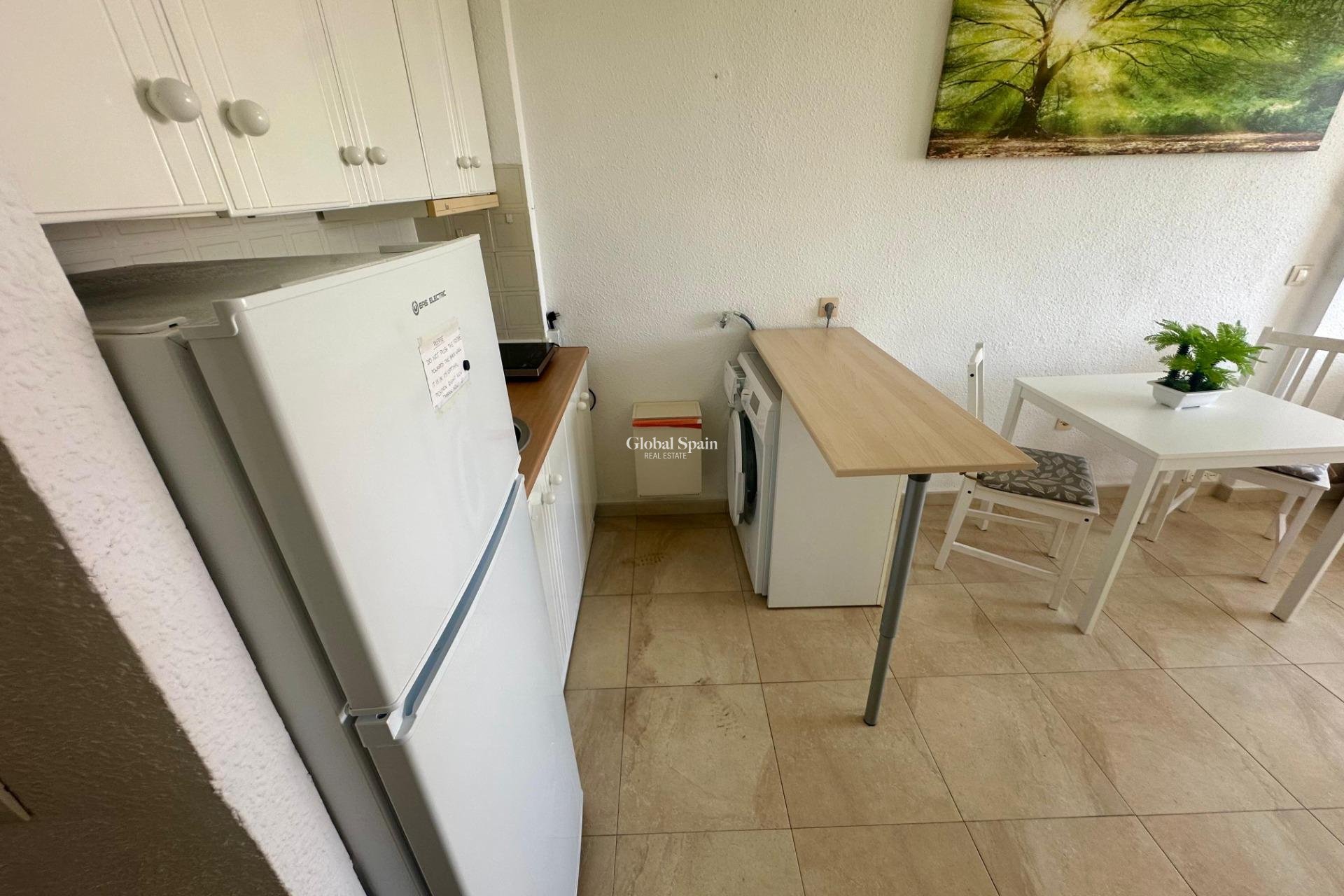Venta - APARTAMENTO -
TORREVIEJA - Cabo Cervera