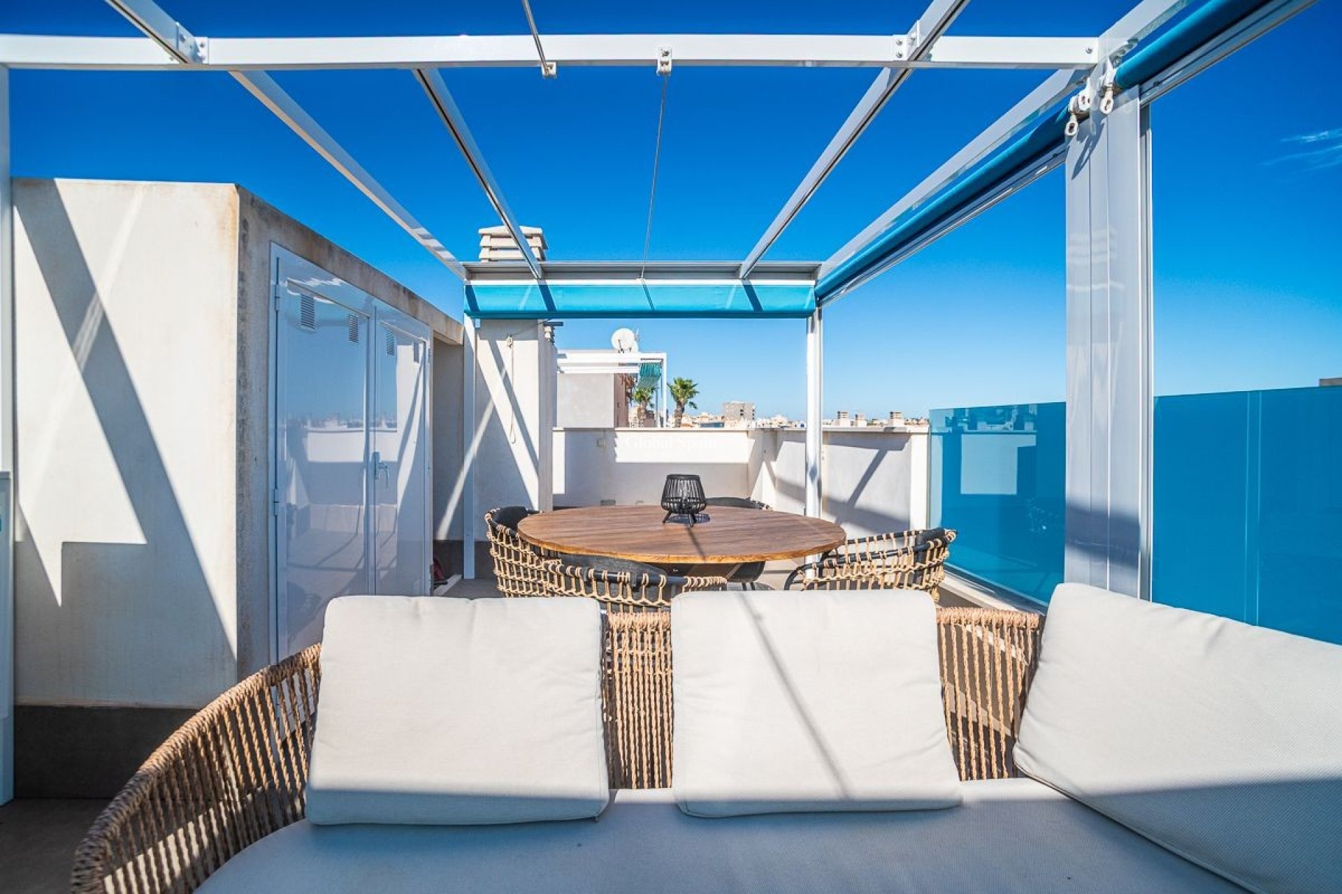 Venta - APARTAMENTO -
TORREVIEJA - Calas Blancas