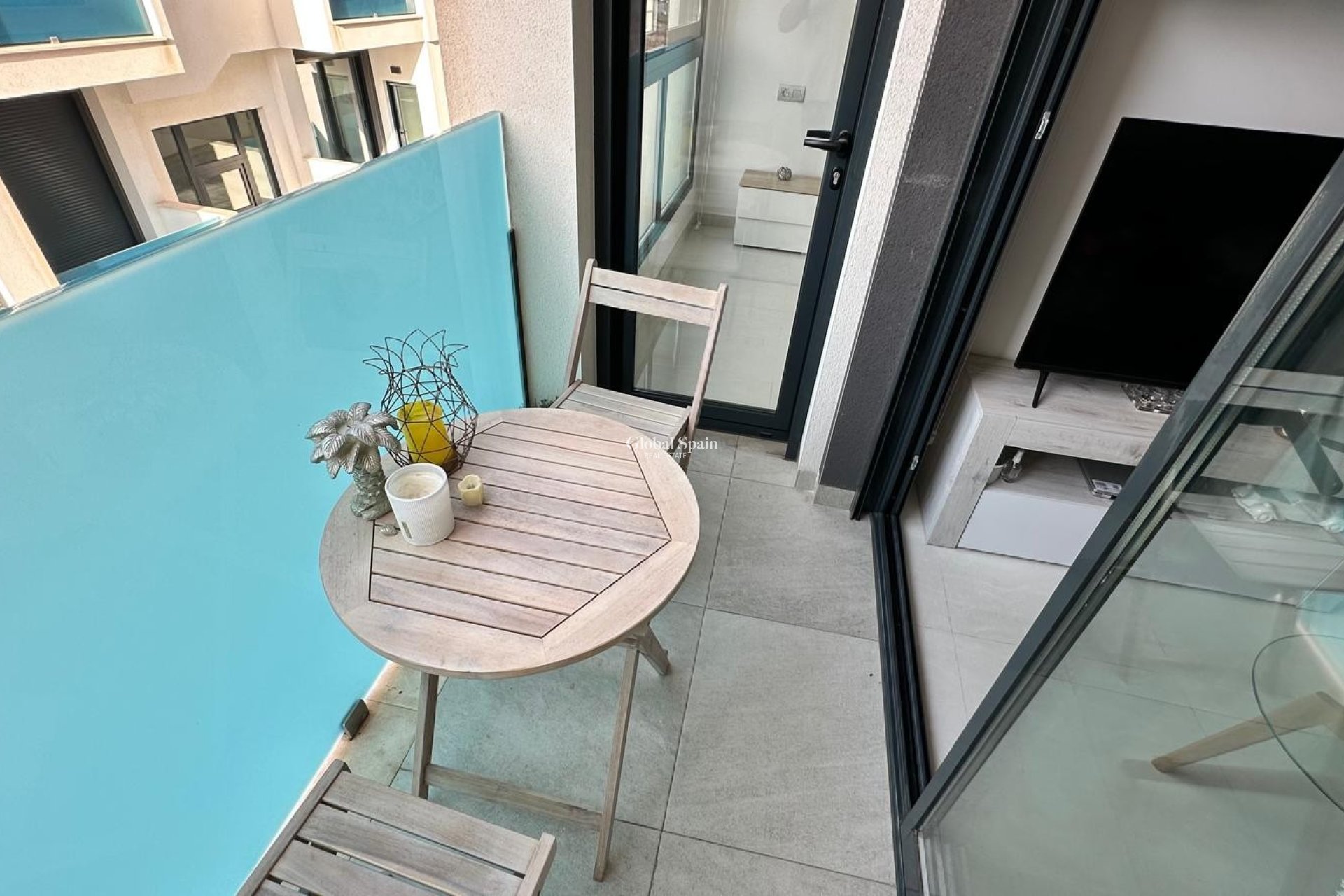 Venta - APARTAMENTO -
TORREVIEJA - Calas Blancas