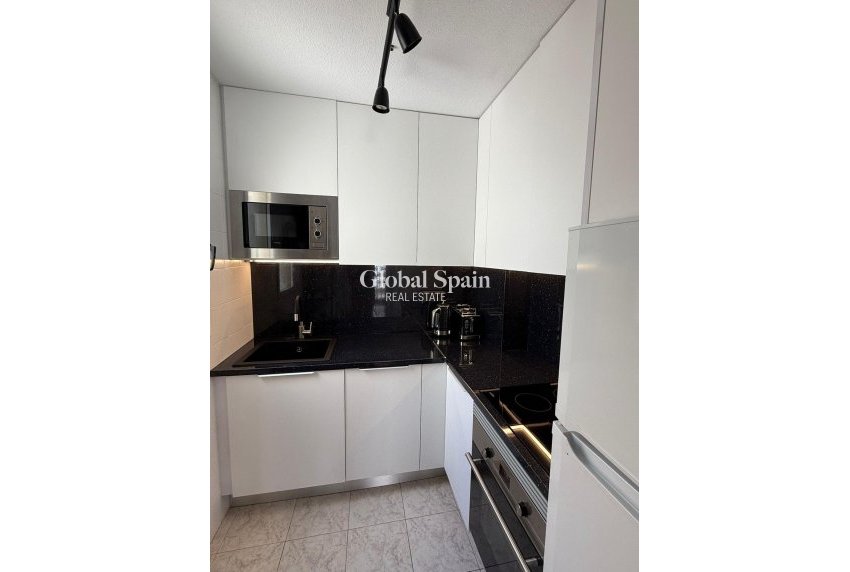 Venta - APARTAMENTO -
TORREVIEJA - Cañada Del Molino