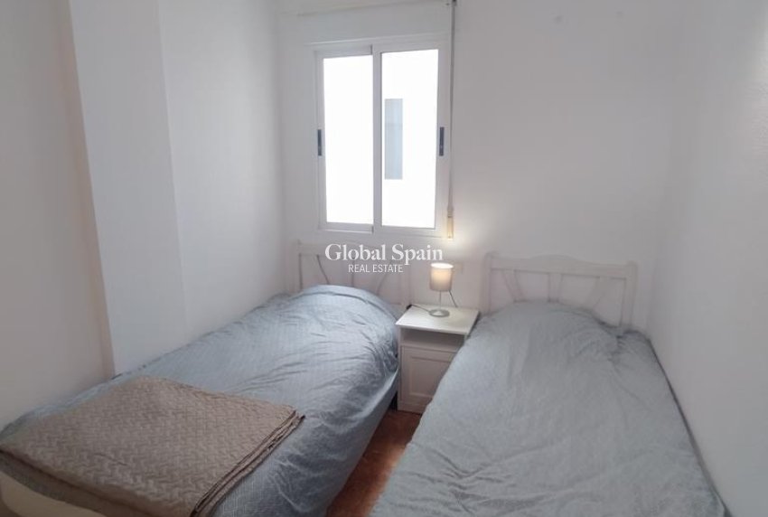 Venta - APARTAMENTO -
TORREVIEJA - CASCO URBANO