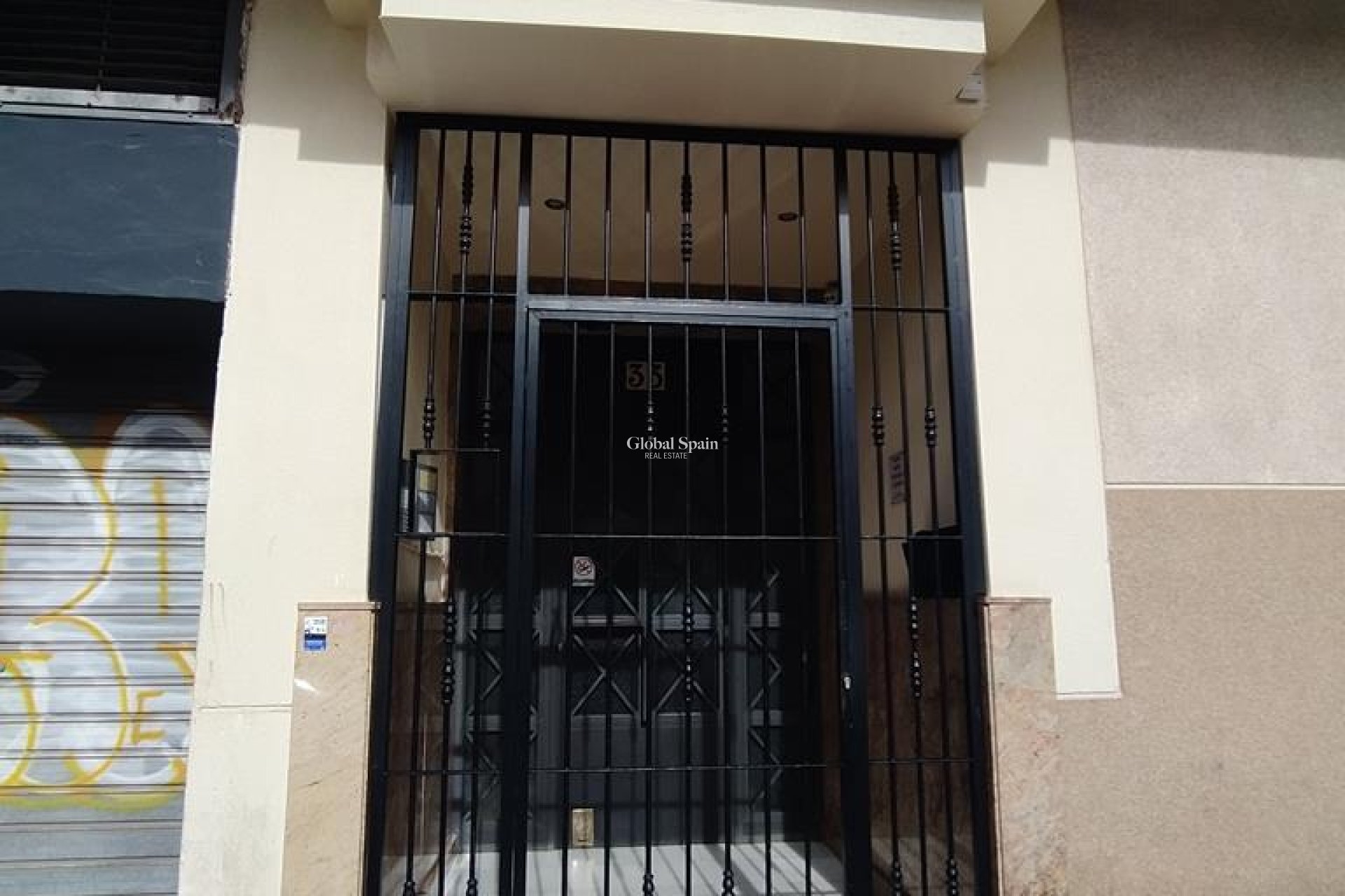Venta - APARTAMENTO -
TORREVIEJA - CASCO URBANO