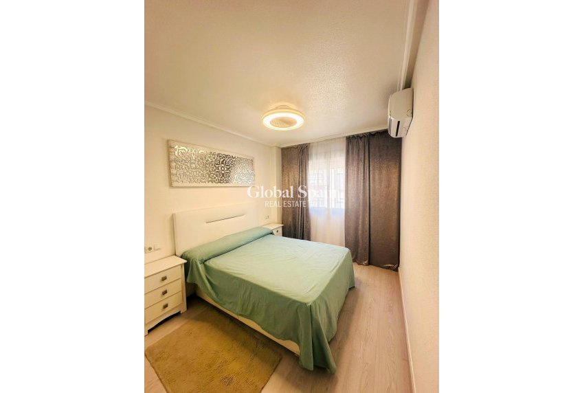 Venta - APARTAMENTO -
TORREVIEJA - Center