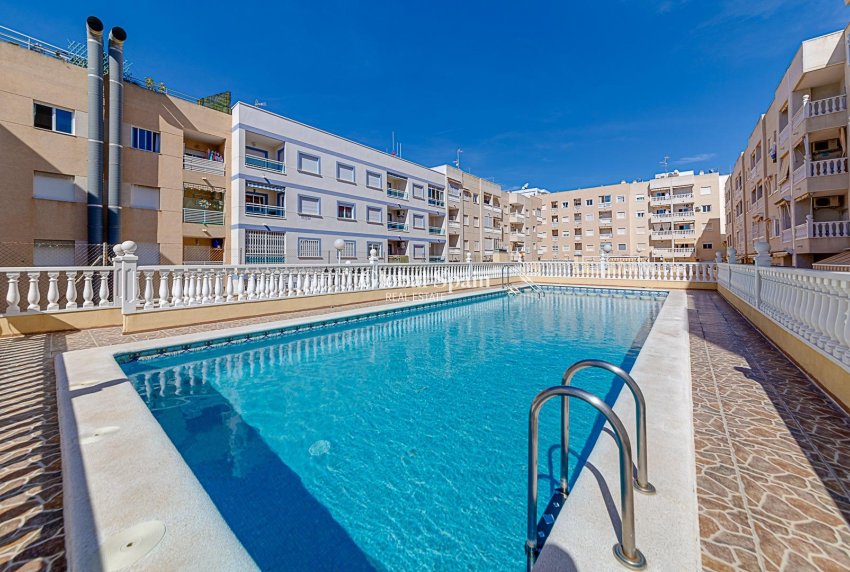 Venta - APARTAMENTO -
TORREVIEJA - Center