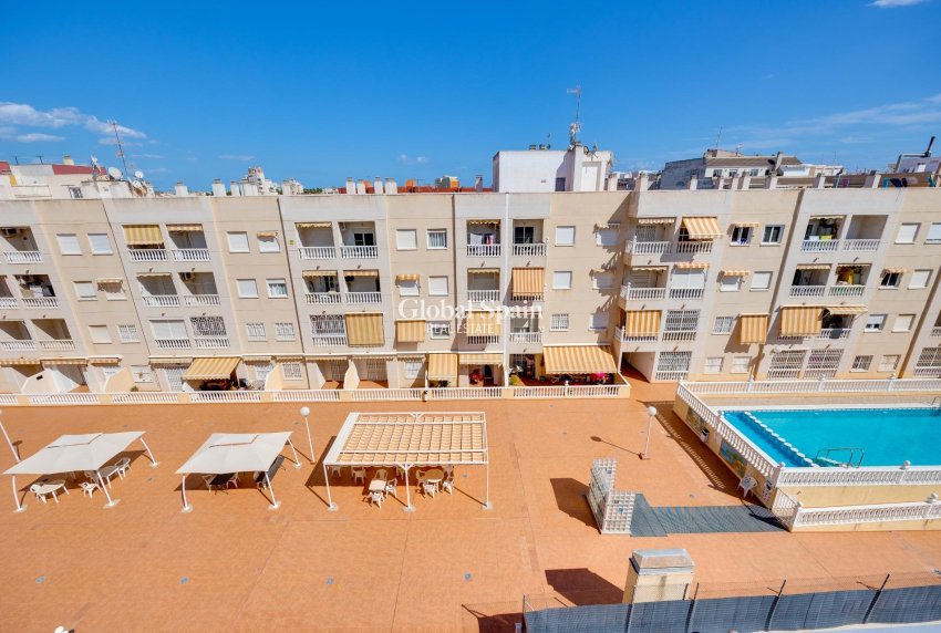 Venta - APARTAMENTO -
TORREVIEJA - Center