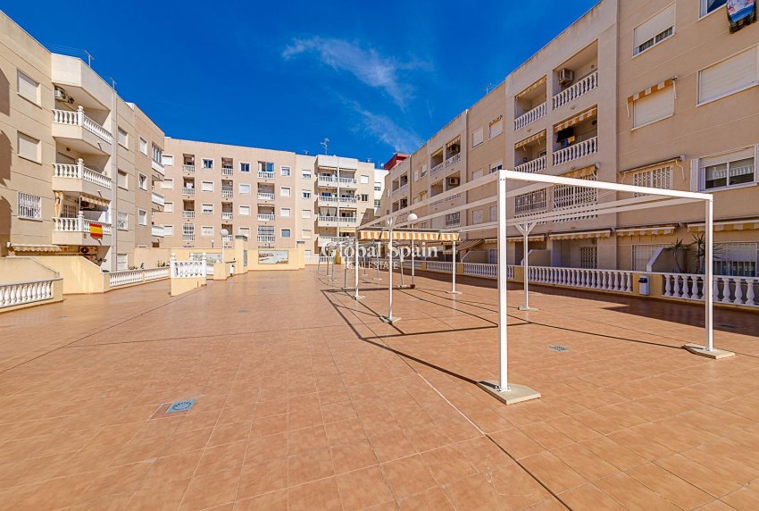 Venta - APARTAMENTO -
TORREVIEJA - Center