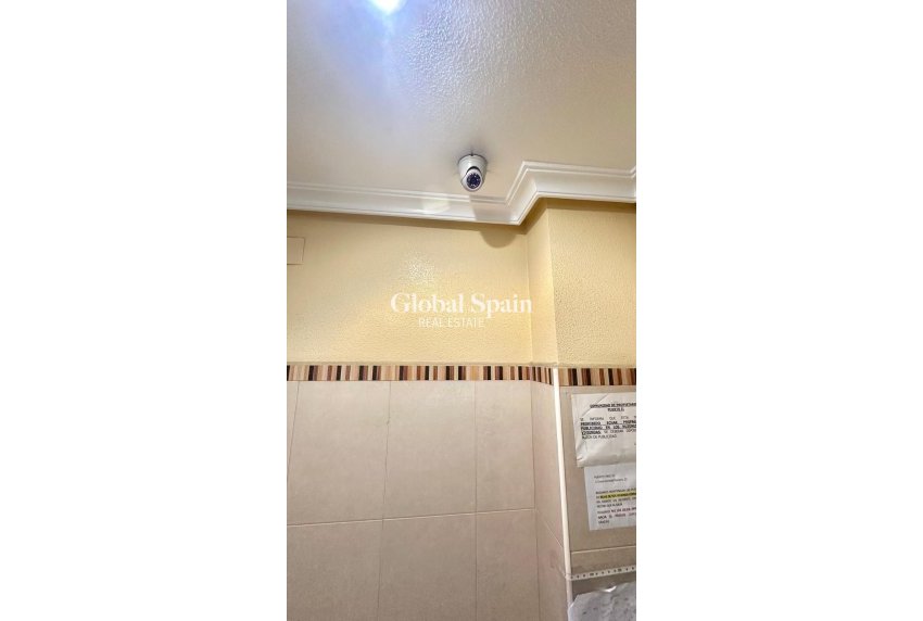 Venta - APARTAMENTO -
TORREVIEJA - Center