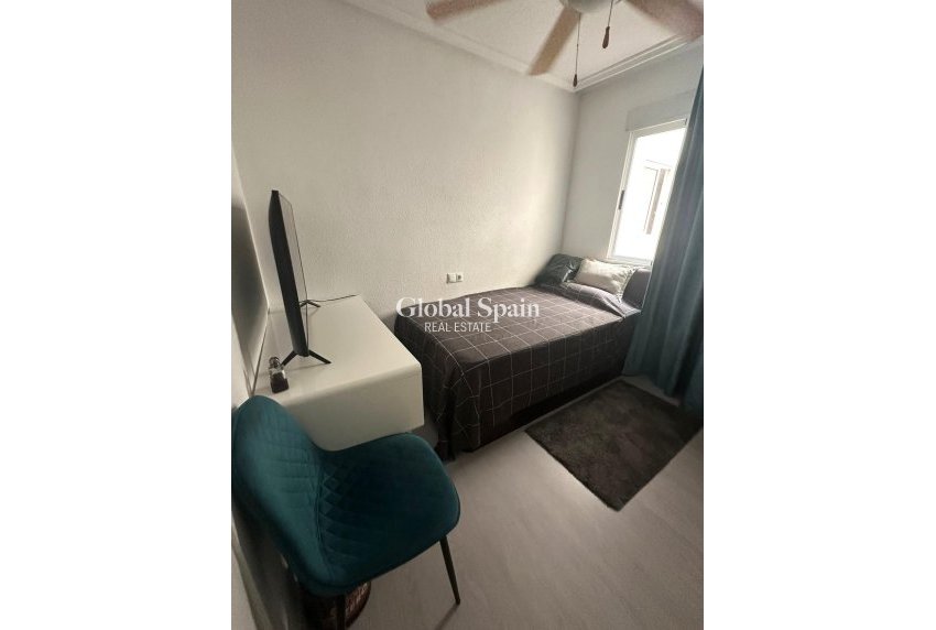 Venta - APARTAMENTO -
TORREVIEJA - Center