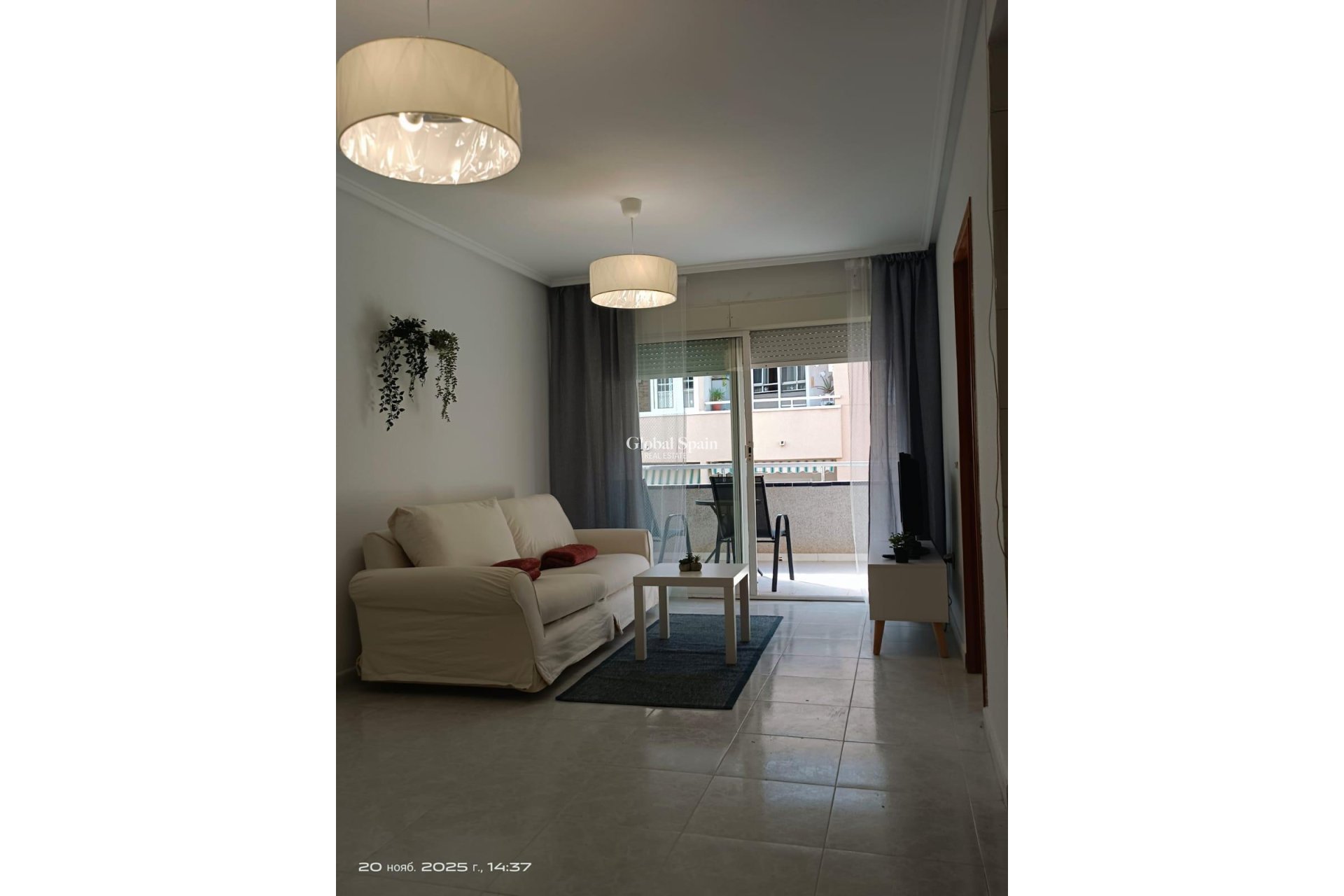 Venta - APARTAMENTO -
TORREVIEJA - Center