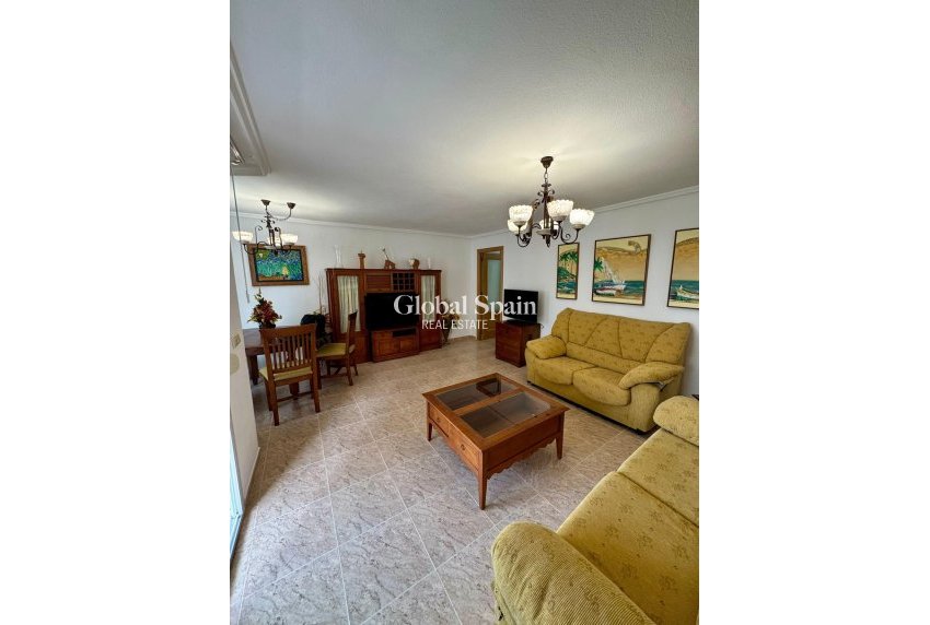 Venta - APARTAMENTO -
TORREVIEJA - Center