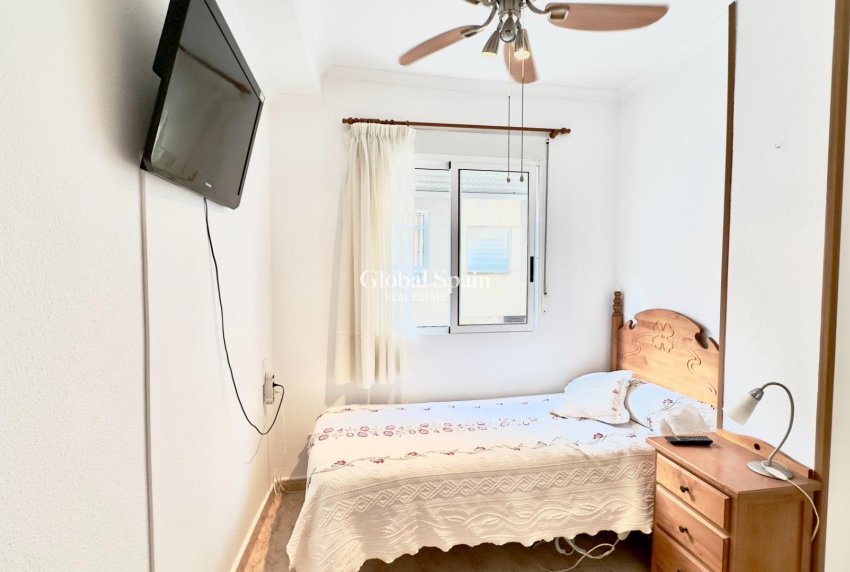 Venta - APARTAMENTO -
TORREVIEJA - Center