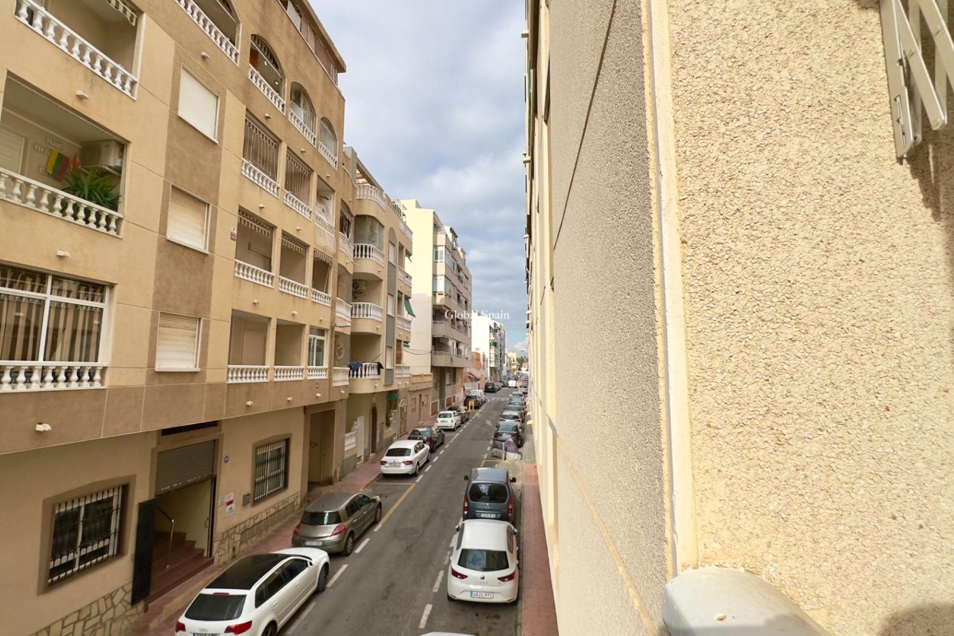 Venta - APARTAMENTO -
TORREVIEJA - Center